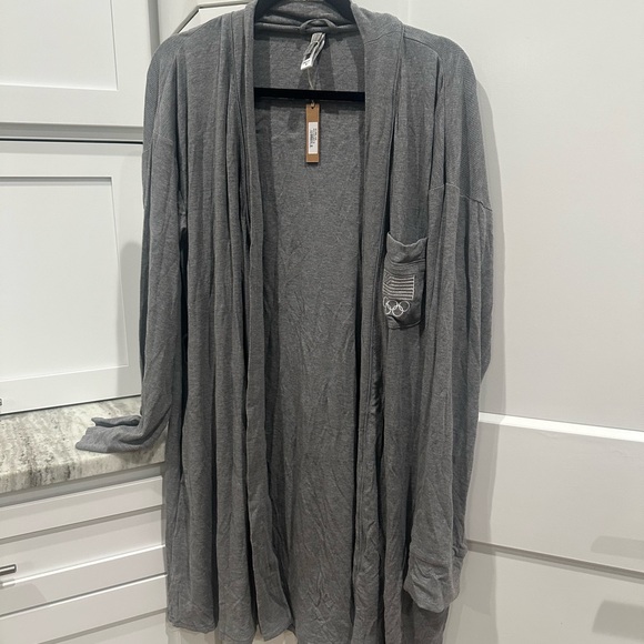 (2417) SKIMS NWT TEAM USA ROBE Olympic in HEATHER GRAY Sz M ** MISSING TIE - Picture 2 of 6